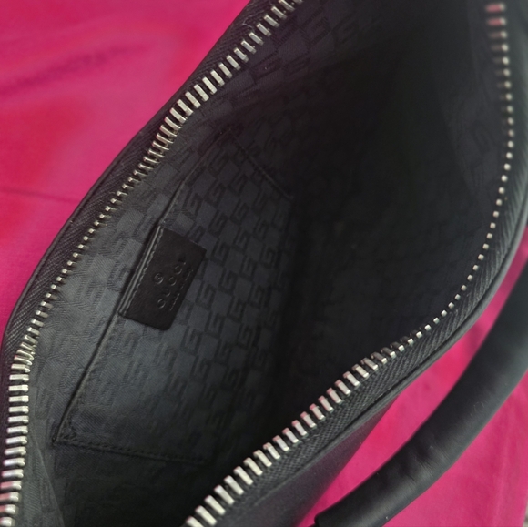 Gucci Leather Half Moon Shoulder Bag #115004 - Picture 10 of 13